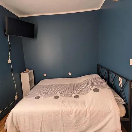 La Roquette Apartment *