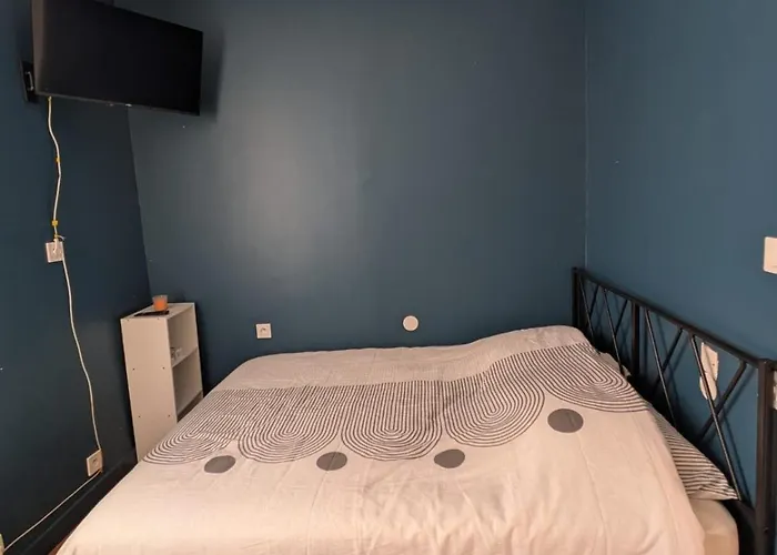 La Roquette Apartment *