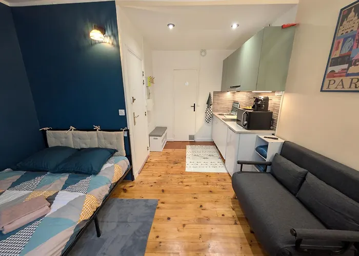 La Roquette Apartment *